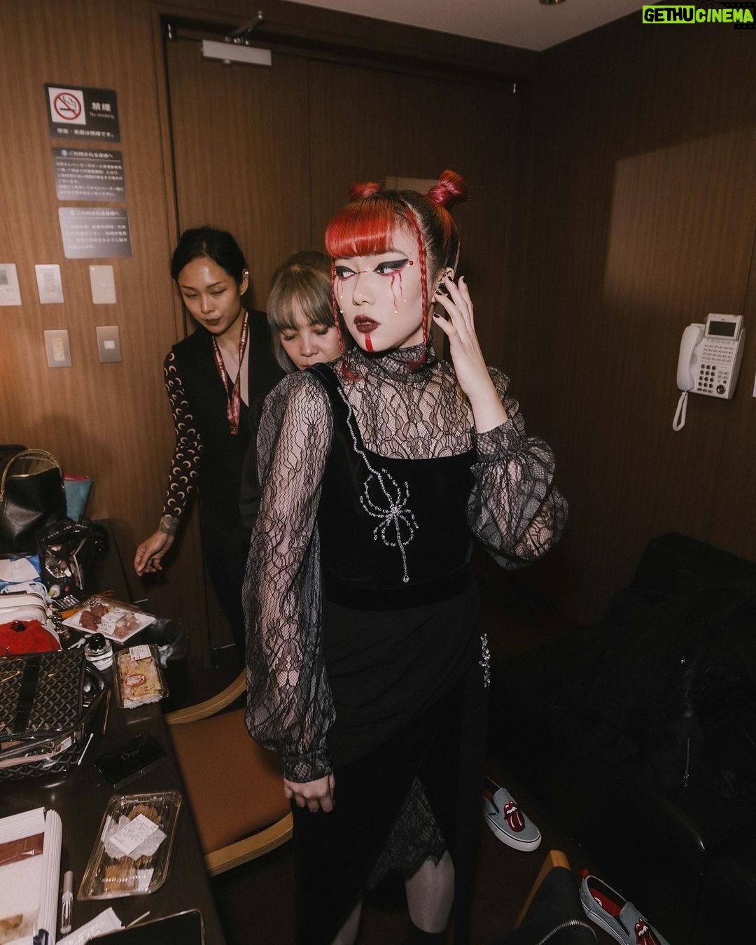 Isyana Sarasvati Instagram - Isyana Live on Tour Japan edition. All styled by @svastiari makeup by @yoanyuana ❤️🔥 Tokyo, Japan