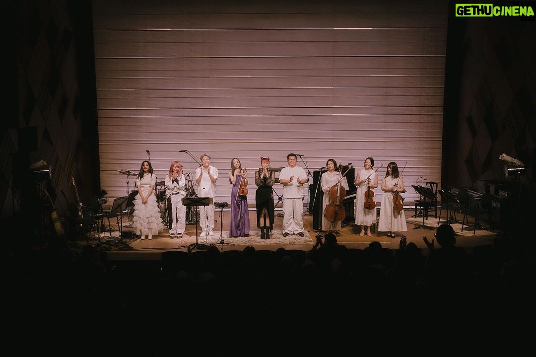 Isyana Sarasvati Instagram - ISYANA Unplugged in Tokyo at Yamaha hall Japan is finally over! Iβd like thank all of you who made the time to come and watch me tonight! Also a huge shout-out to @emirimiyamoto and all the band members who worked so hard for this concert! you guys are SUGOIIIII!π€π»π₯ Great exeprience! Thank you, Japan! Hope to see you next time! Arigatouu! Tokyo, Japan
