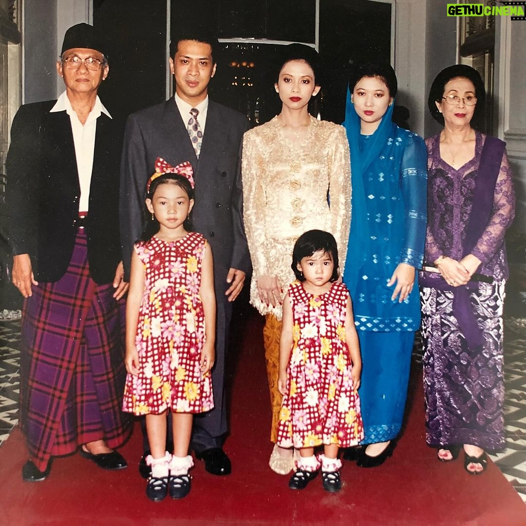 Isyana Sarasvati Instagram - That “concerned” face of little Inyo 🤣