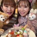 Itô Karin Instagram - . . あいにゃんさんとディズニーランチ🫶 . . 予約はこーちゃんさんが取ってくれたよ🤣 . 夫婦にまるごとお世話になってます🤦‍♀️🤍 . . . 私が自ら耳とかをつけるタイプでは無いので、 いつも私の分の耳まで持参してくれる あいにゃんさんです🤭❤️‍🔥(笑) . . . 東京ディズニーシー・ホテルミラコスタ