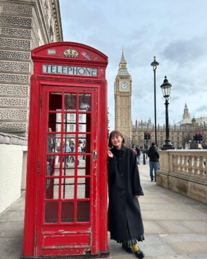 Itô Karin Instagram - .

.
YouTube好評で嬉しい🇬🇧

.
途中でカメラ回すの
ちょっと面倒になったりしてたけど笑、
みんな喜んでくれるかなーって思って、
諦めずにいっぱい撮ってきて良かった！

.
引き続きお楽しみに！✨

.
.