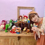 Itô Karin Instagram - . . 「Disneyプラスαストーリー」の 第三弾に出演させていただきました✨ ディズニー愛、トイストーリー愛を語っています☺️🧡 . 毎年連れて行ってもらっていた 幼少期のパークの未公開写真も どどんと公開しています！✨ . YouTubeディズニー公式チャンネルにて ご覧いただけます！ . ちなみに第二弾のゲストは後輩の 遠藤さくらちゃんなので、 第二弾、第三弾と 両方見ていただけたら嬉しいです☺️✨ . . #disney #ディズニー #トイストーリー #toystory