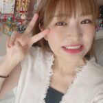 Itô Karin Instagram – .
.
.
先日、歯の裏側に付けていた器具が取れ、
3年以上続いた矯正が終了しました🥹🤍
.
.
2度の全身麻酔の手術を伴う
大掛かりなものでしたが

こんな綺麗な噛み合わせ、歯並びになって
大満足です🥲❤️‍🔥
.
.
.
表に出るお仕事をしている身なのに、
矯正期間は、
見た目の問題や、話しづらさ、
ご飯を上手く食べられない等で
ご迷惑をおかけしました🙇‍♀️

関係者の皆様にもファンの皆様にも
矯正についてご理解いただき
とても感謝しております🙇‍♀️
.

.

これからはたーくさん歯を出して笑うし、
たーくさんご飯を噛むぞ！🦷🔥

#顎変形症 #下顎前突 #矯正 #ブラオフ