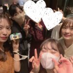 Itô Karin Instagram – .
.
.
1つ前の投稿の続き。

.

私の親友の結婚式には
この子たちと行きました🤣
.

ときんちゅ☺️

謎解きを通じて
私の親友(中高)と私の親友(乃木坂)が
仲良くなった結果です！(笑)

みんなで謎解きし始めた頃は
結婚式行くまでの仲になってくれるとは
思ってなかったよ🤣🤣🤣
.
.
.
ちなみに

余興も任されてたので
謎解き大会しました！(笑)

謎解きなんてよく分からんー！
って空気になったらどうしようって
めちゃくちゃ不安だったんだけど、

とんでもなく盛り上がった🤣
というか
参加してくださった皆さんが
めちゃくちゃ盛り上げてくれた🥹
.
頑張って準備した甲斐がありすぎて
燃え尽きました❤️‍🔥
.
.
.
.
はぁ、ともだちって素敵。
みんなだいすきだよー！

これからもたくさん謎に立ち向かおうねー！

.
.
#解人