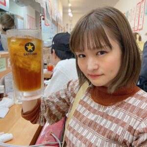 Itô Karin Instagram - .
.
大衆居酒屋的な雰囲気のお店が
いっちばん美味しいよね🏮
.
.