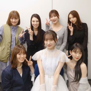 Itô Karin Instagram - .
.
絢音ちゃんの卒業セレモニーに行ってきたよ💐

乃木坂に常にリスペクトを持って
丁寧に活動してた絢音ちゃんが選んだ曲は
どれも素敵な曲たちで

トークコーナーも後輩たち1人1人と
しっかり向き合って接していたんだなあ
と感じたし

ほんとに絢音ちゃんの人柄溢れるセレモニーでした💠

.
.
10年間お疲れ様でした☺️

.
.