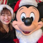 Itô Karin Instagram - . . 街中がクリスマスムードで 毎日ウキウキするね🌲❤️ . 街を歩いていたら、 3歳ぐらいの娘さんに 「なにか欲しいものないの〜？」 と必死にリサーチしてるお父さんがいて ふふふ☺️という気持ちになりました🎅🏻 . . . #香港ディズニーランド #hkdl #hongkong #hongkongdisneyland #香港ディズニーランドホテル #hongkongdisneylandhotel #香港ディズニー #香港迪士尼樂園 #香港迪士尼 #香港旅行 #香港