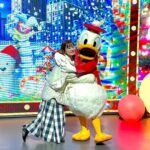 Itô Karin Instagram - . . GWどこにも遊びに行かないので 過去の想い出を…🇫🇷 . パリディズニーは パリにしかないレミーのエリアが やっぱり１番の見どころかな🐭🩵 私はグストーの本のバウンド(7枚目)を して行きました🥹🫶 ボナペティ🍽️ . . #パリディズニー #dlp #dlp30 #disneylandparis #ディズニーランドパリ #waltdisneystudiospark #レミーのおいしいレストラン #ratatouille #disneybound #disneybounding #ディズニーバウンド #ディズニーコーデ Disneyland Paris