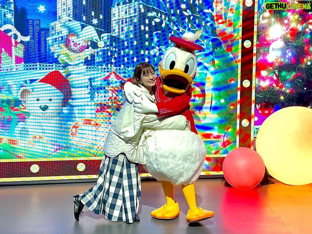 Itô Karin Instagram - . . GWどこにも遊びに行かないので 過去の想い出を…🇫🇷 . パリディズニーは パリにしかないレミーのエリアが やっぱり1番の見どころかな🐭🩵 私はグストーの本のバウンド(7枚目)を して行きました🥹🫶 ボナペティ🍽️ . . #パリディズニー #dlp #dlp30 #disneylandparis #ディズニーランドパリ #waltdisneystudiospark #レミーのおいしいレストラン #ratatouille #disneybound #disneybounding #ディズニーバウンド #ディズニーコーデ Disneyland Paris