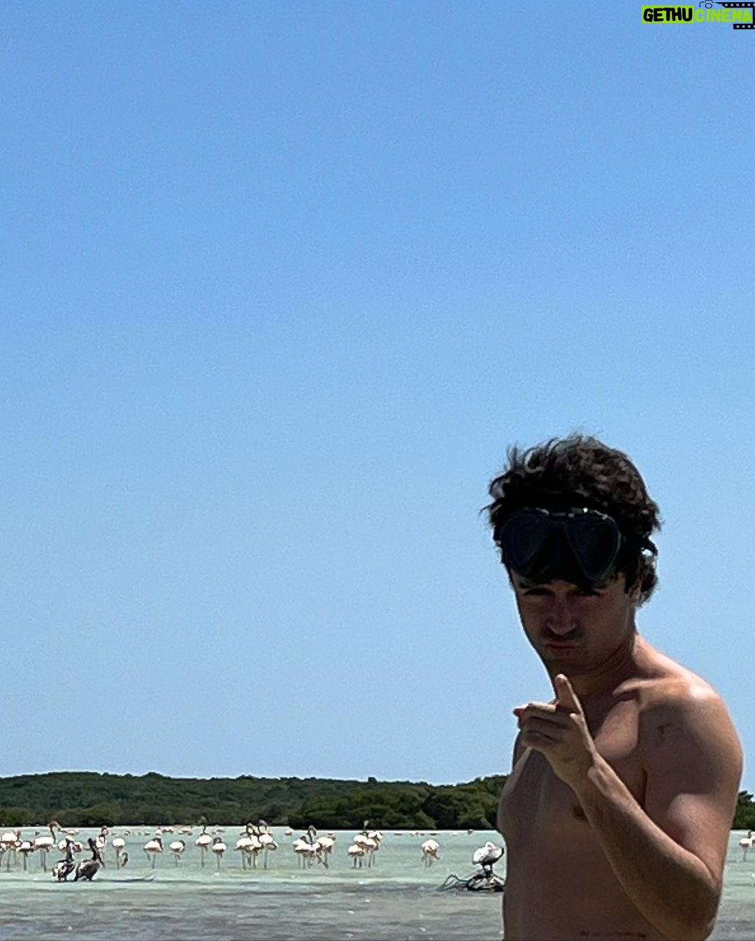 Itzan Escamilla Instagram - Dixebée Yucatán