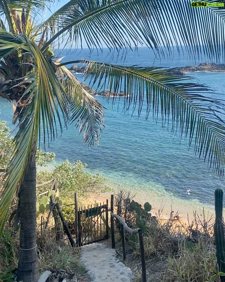 Itzan Escamilla Instagram - life’s a beach, pt 1 Oaxaca