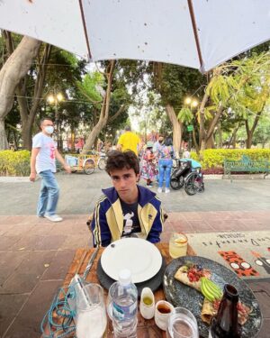 Itzan Escamilla Instagram - 