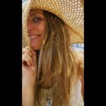 Itziar Ituño Instagram - Atzo goizean eguzkia atara zan... Aspaldian ez nengoela holan. Denbora. Uda dala hasi naz sinisten.. 😊☀️ (Ayer a la mañana salió el sol...hacía tiempo que no estaba así. Tiempo. Estoy empezando a creer que es verano) 📸selfie