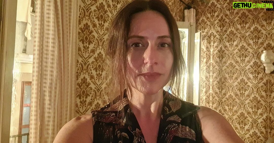 Itziar Ituño Instagram - "LAS BUENAS COMAPAÑÍAS" filma! Zinetan ikusgai. Ya en cines!💜💜💜 Errodaje uneak, shooting moments📽🎬 #lasbuenascompañías Nagore Cenizo, Elena Tarrats, Alicia Falcó ta Gorka Gomez Andreu
