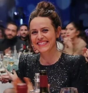 Itziar Ituño Instagram - Feroz sarietan! Gora INTIMIDAD
Eskerrik asko Alicia soinekoagatik😘💃