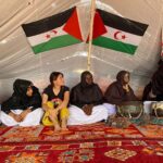 Itziar Ituño Instagram - Loratu ein da basamortu lehorra horrenbeste dignidadez. Jarraitu kantatzen ,dantzatzen, Sahara...askatasun griña bultzada geldiezina da! Beti zeuekaz! Irauten. "Kantatzen duen herria ez da inoiz hilko" @fisahara_2022 Ha florecido éste árido desierto con tanta dignidad. Sigue cantando, bailando, Sahara....no hay motor más imparable que las ansias de libertad! Siempre con vosotr@s! Perdurando. "El pueblo que canta nunca muere" @fisahara_2022 This arid desert has flourished with such dignity. Keep singing, dancing, Sahara...there is no engine more unstoppable than the desire for freedom! Always with you! Enduring. "The country that sings never dies"