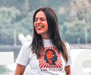 Itziar Ituño Instagram - Donostiko zinemaldiko BLACK IS BELTZA 2, AINHOA aurkezpenean aspaldiko lagun argazkilaria topaten dozunean. Aupa @ikorkotx !!! Zenbat gauza gertatu da 