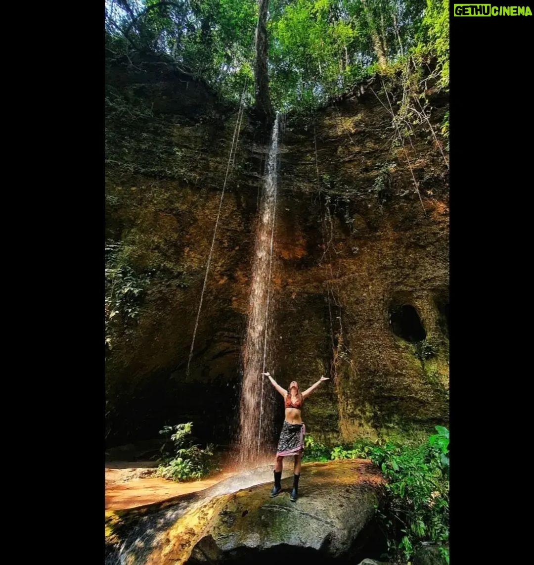 Itziar Ituño - 113.3K Likes - Presidente Figueredo ur jauzia😍
Caçhoeira Presidente Figueredo
Presidente Figueredo waterfall