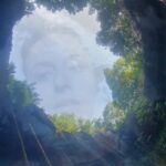 Itziar Ituño Instagram - Cenote Saamal , Chaak, euriaren jainkoaren etxea. Azpimundurako atea. Bertoko urak beharantza egiten dotzu, irentsi gura bazintu moduen beste mundu batera eruteko.Uretan bzitzaren dantza datza Mayentzako. "SAAMAL" BiHAR... La casa de Chaak el dios de la lluvia. Puerta al inframundo. Su agua parece que quiera tragarte para llevarte a otro mundo, el mundo acuático de la danza de la vida. SAAMAL..MAÑANA Sillvio Rodriguez #silviorodriguez #casiopea