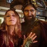 Itziar Ituño Instagram - Neguko solstizio zoriontsue danoi!! "Ta eutsi zan zeruan zehar Eguzkia joan eta gero. Libre izateko haiz jaioa. Mari, ez zara izango niretzat. Nire ametsetan ginen Biok tximisten lagun Baina argi da hori zela Soilik umeen ipuin. Ta eutsi zan zeruan zehar Eguzkia joan eta gero. Leihotik dut ikusi ekaitza Ta pentsa bapatean Hor sugar damatxoarekin Gaur berriro larrutan." SU TA GAR @sutagarofizial Eskerrik asko, Eneko, sugaar maitia barriro be ni une batez jainkosa izendatzeagatik, itzela izan da, espezial❤️🐍