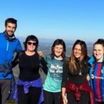 Itziar Ituño Instagram - Gràcies infinites per aquest meravellós cap de setmana, la Carme i la Laia. De sol, de pau i paisatges, d'obrir-nos les portes de la casa a la cursa per un món millor. Un quilòmetre, una vida. Eskerrik asko asteburu zoragarri honengatik, Carmeeta Laia. Eguzkiz, bakez eta paisaiez beterikoa. Etxeko ateak zabslik dituzue mundua hobetzeko lasterketan. Kilometro bat, bizitza bat. #fudacionvicenteferrer