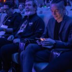 Ivan Bartoš Instagram - Fallout, Baldur’s gate, Planescape Torment, Tomb Raider, Machinarium. Dnes jsem měl šanci poznat neuvěřitně talentované lidi, kteří stáli za těmahle a dalšíma herníma peckama.🕹️ Zúčastnil jsem se totiž zahájení nejstarší středoevropské konference věnované vývoji her, herním technologiím, obchodu a marketingu Game Developers Session - GDS. Partnerem akce je i Digitální Česko 😎 Dělá mi velkou radost, že letošní ročník GDS je ještě rozsáhlejší než obvykle, otevřený pro střední i vysoké školy a širokou veřejnost. Do Prahy dorazily zmíněné světové špičky z oboru, jako je například tvůrce Tetrisu Alexej Pažitnov nebo třeba světoznámá herní spisovatelka Rhianna Pratchett či legendární Brian Fargo. I když v této době na hraní příliš nemám čas, zůstávám vášnivým fanouškem gamingu a obdivovatelem novych technologií v této oblasti. ✨
