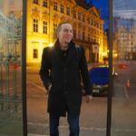 Ivan Bartoš Instagram - Dneska je první den, kdy jsem mohl jít do práce na občanku v mobilu, tedy eDoklady, na kterých jsme dělali s Digitální a informační agentura. Tak jsem si vyzkoušel, jestli to u nás na ministerstvu funguje. A funguje! 👉 Od 20. 1. 2024 přijímají občanku v mobilu všechny ústřední orgány státní správy, 👉 od 1. 7. 2024 policie, finančák, pracák a další (policie se dušuje, že v terénu to bude umět už od dubna), 👉 od 1. 1. 2025 pošta, obecní úřady a prostě všechno. Více informací na edoklady.gov.cz.