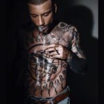 Ivan Krishtoforenko Instagram – Ты можешь быть лучше, ты должен быть лучше.
Я стал слишком воспитанным для этого мира, а тут это считается слабостью.
Не путайте эти вещи и уважайте друг друга.