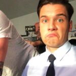 Ivan Zhvakin Instagram - 📺А вы сейчас смотрите т/с «Девушки с Макаровым» на тнт🔫?? Первый сезон с моим участием) Спасибо создателям за возможность поиграть в одном кадре с такими прекрасными партнерами и партнершами😏!) Порой добрый совет заслуженных по цеху ценнее, даже самой зарплаты (почти правда))! И поверьте, коллектив у нас сложился отменный) Когда я согласился сниматься, я не видел сценария целиком📖 - уже только на этапе читки смог сложить полную картину происходящего😅 В итоге я удивился, насколько непростой и сколький оказался мой персонаж. Жаль, что мало🙃)) Так как вам сериальчик? #иванжвакин #девушкисмакаровым #сериал #тнт #москва #челябинск #полиция #костров #молодежка #всемздоровья 🙌!