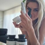 Iveta Lutovská Instagram - Anetka dnes není jediný oslavenec - slaví i Anna Brandejs a tak na celý sortiment platí až do úterý sleva 20 % 😉🎂 Kód: OSLAVA #narozeniny @annabrandejs_czsk #vsechnonejlepsi