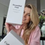 Iveta Lutovská Instagram - Vánoční svátky za námi a doba předsevzetí před námi☺️. Moje předsevzetí je, myslet víc na sebe🤭. Některé věci chci změnit, s některými nově začít... Jsou ale věci a zvyky, které měnit nebudu🙌 jako například tyto dva doplňky stravy, které střídám😉 Mějte klidné dny, než to zase vypukne🍾🥂🎉👋! #hezkevlasy #kolagen #spoluprace #doplnekstravy