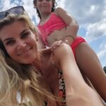 Iveta Lutovská Instagram - Dnešní odpoledne jedině u vody 💦 #leto #zase #konecne #uvody #slapy
