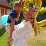 Iveta Lutovská Instagram - Všechno nejlepší, chlapečku můj! #2 #velkykluk #💙 Třeboňsko