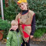 Iveta Lutovská Instagram - Lampionové ukončení sezóny🍁 a moji skřítci #dendrologickazahrada Dendrologická zahrada Průhonice