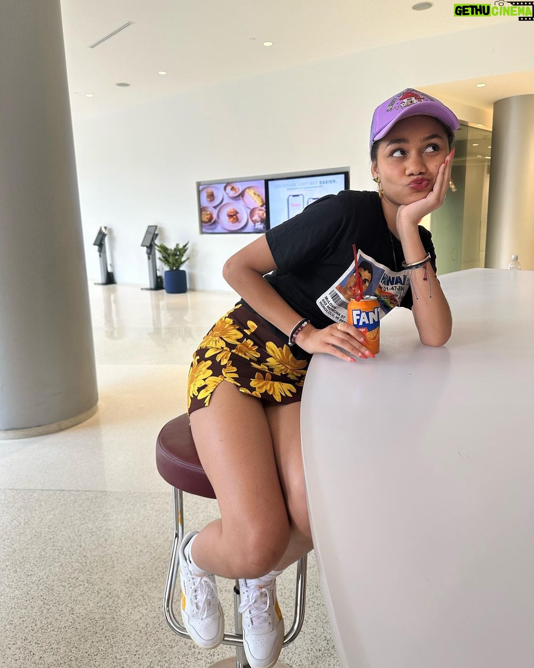 Izabela Rose Instagram - The Princess😉 Sincerely Yours... The Breakfast Club.” Coke Headquarters