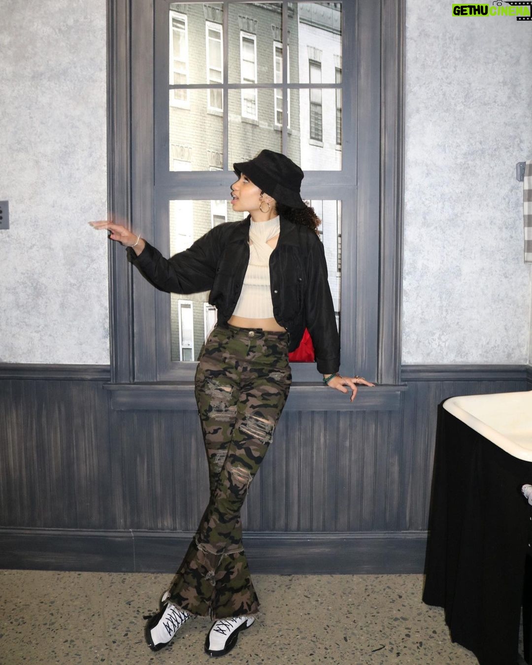 Izabela Rose Instagram - Thank you @risenyofficial for Inviting me to this amazing experience. Rise NY