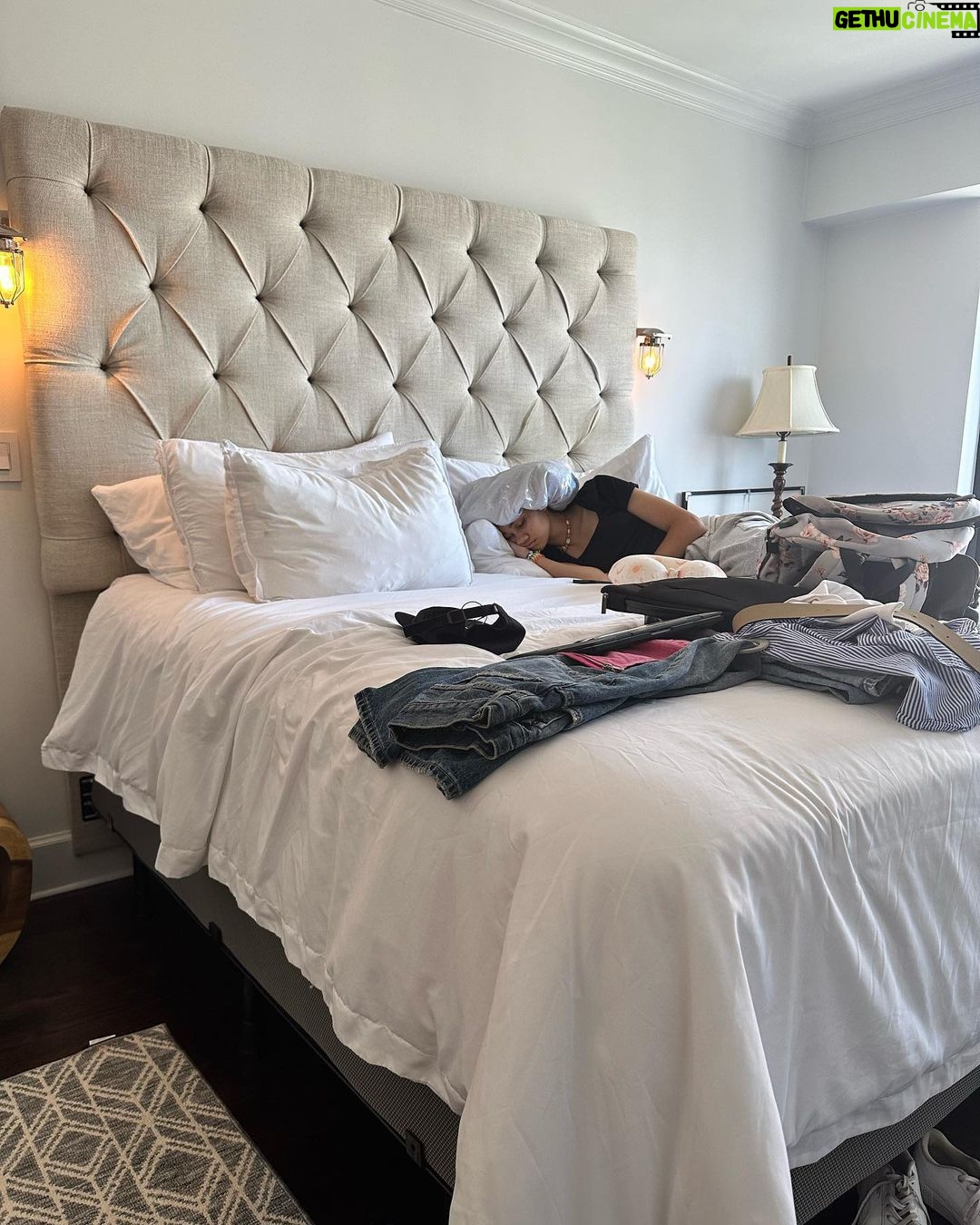 Izabela Rose Instagram - Caption the 7th pic Atlanta, Georgia