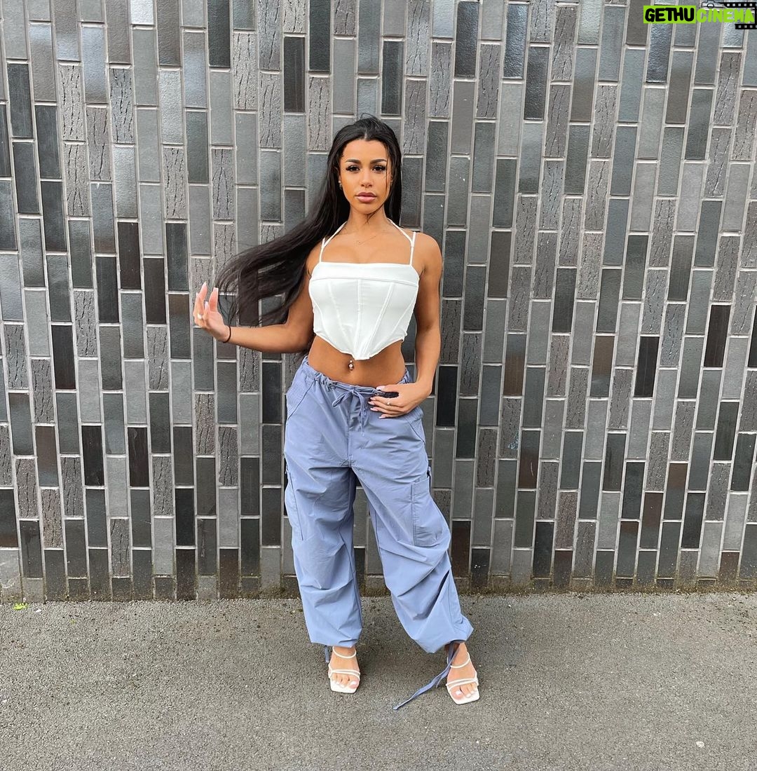 Izzy Fairthorne Instagram - Bad lil vibe @ohpolly Manchester, United Kingdom