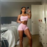 Izzy Fairthorne Instagram - me 🤝🏽 cute gym sets @dfyne.official use code IZFAIRR for discount on all sets💅🏽💗🎀