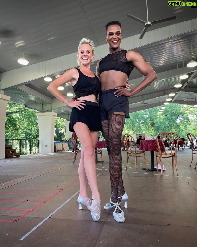 J. Harrison Ghee Instagram - Every day is a dream playing with this star, @sarahbowden.de! #chicagothemusical #themuny #roxieandvelma #dassit The Muny