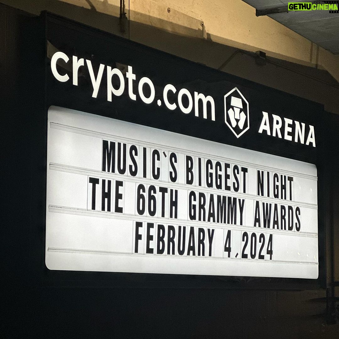 J. Harrison Ghee Instagram - Wow! We won a Grammy Award for our @somelikeithotmusical original cast recording! Everything about last weekend felt ordained and aligned and I was so grateful to share this moment with such beautiful people! Thank you @concordshows @knowsthescore for producing our album and supporting our show. @marc_shaiman and @scottwittman to achieve this with you is a dream, thank you for writing such amazing material for us to interpret and bring ourselves to. You really wanted the best for us and we are forever grateful. @crosenmusic and @bryancartermusic thank you for adding your special magic to this incredible music and lifting us all up. @marymitchellc we are really out here repping NC well, so honored to do this with you. @natashayvettewilliams @missadriannahicks I’m wildly honored to be sharing this moment with you knowing where we’ve come from and the work it’s taken to be where we are; I love you all so much! And to the incredible company and band that performed this music 8 times a week for over and year, the hard work paid off and I couldn’t be prouder to stand with you in this moment and say “We did it!” Thank you @jeromelamaar for coming through and being the amazing Style Monk that you are. I felt beautiful, powerful and grounded because of your work. @marcsullysaintfleur thank you for being rhetorical best date a friend could ask for, I can’t wait to share more incredible moments with you and to celebrate our way through life together! You are a true friend and a beautiful blessing in my life. And much like @niecynash1, I want to thank me for really coming through in all of this. For pushing past the traumas of things said to me in recording studios and reaching for the stars knowing what God put in me! Also, I’m grateful that even though the glam team couldn’t be with me as planned, the beat the hairs and everything came together because I am capable! #grammys #bestmusicaltheateralbum #somelikeithot #GT #dassit Crypto.com Arena