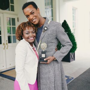 J. Harrison Ghee Instagram - In honor of International Non-Binary People’s Day, Tony Award winner J. Harrison Ghee sat down with Broadway Direct to reflect on following up Tony night with a visit to the White House the next morning, a month after the whirlwind experience. Head to Broadway Direct for the full story!

📸: @jennyandersonphoto