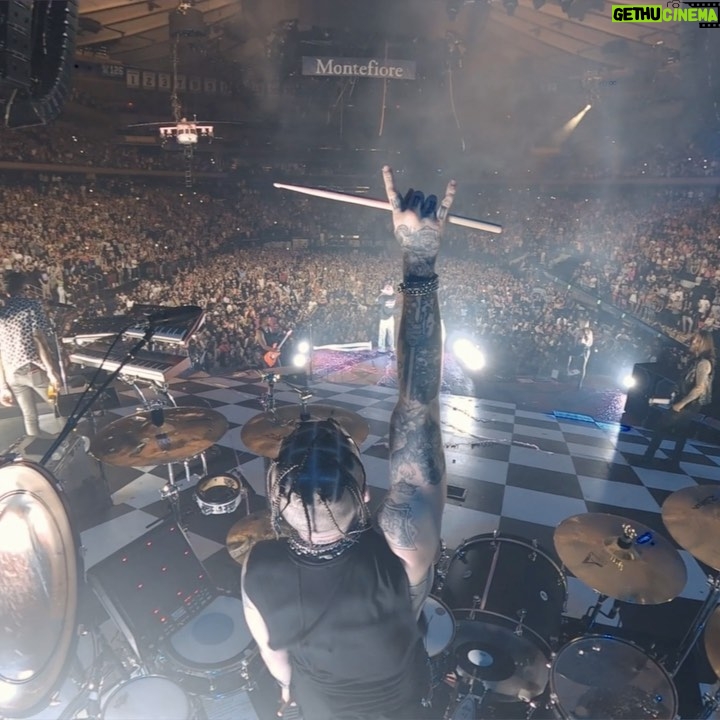 J.P. 'Rook' Cappelletty Instagram - MADISON SQUARE GARDEN SOLD OUT!!! Always been a dream to play the Garden this was one of the greatest days of my entire life! Beyond blessed!🙏🏼 #MainstreamSelloutTour