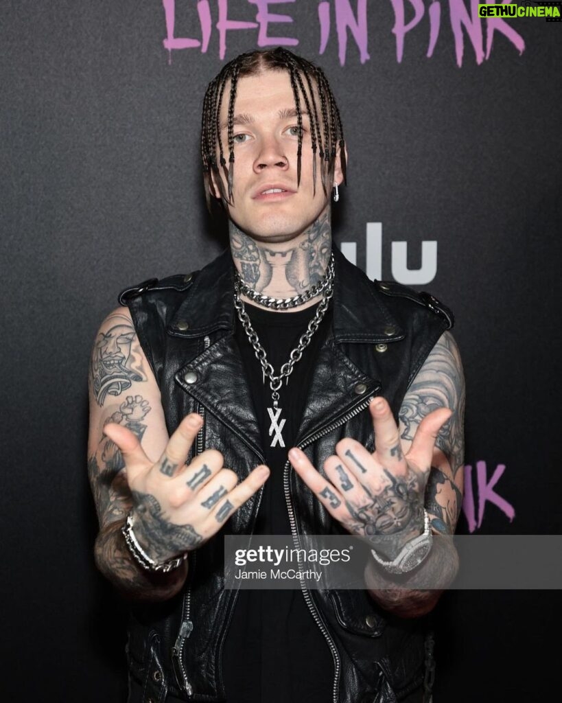 J.P. 'Rook' Cappelletty Instagram - 🤟🏻LiFE iN PiNK out now on @hulu