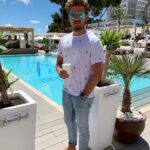 Jörn Schlönvoigt Instagram - Vamos a la piscina #poolside #mallorca #sun #sky #parents #on #the #roadbikelife