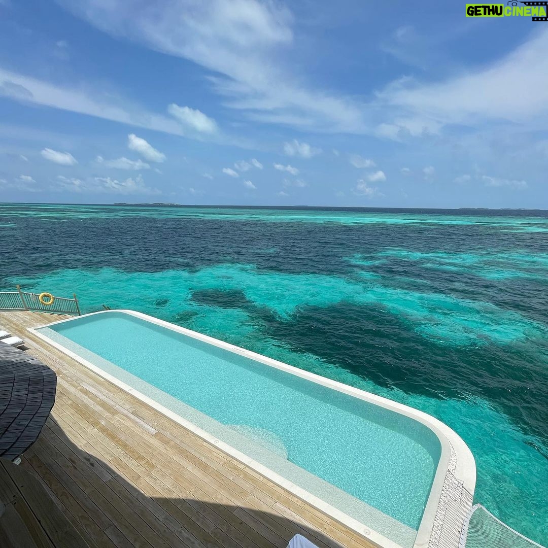 Jörn Schlönvoigt - 8.7K Likes - Floating Breakfast - with a fantastic view of the Indian Ocean. Thank you @discoversoneva for all the special moments that we could experience with you #maldives #sonevajani #chapter2 #sonevafushi #travel #traveltheworld #ad #anzeige