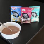 Jörn Schlönvoigt Instagram - Anzeige: Meine Belohnung nach dem Sport, die High Protein Puddings von Dr. Oetker. Jetzt auch als Pulver erhältlich, in den Geschmacksrichtungen Vanille, Schoko und Grieß. Sehr lecker und kinderleicht in der Zubereitung! Ohne Zucker, fettarm und 20 g Protein pro Packung. Der perfekte Snack nach dem Sport oder für zwischendurch. Probiert es aus! #OetkerHighProtein #ProteinPudding #PositiveEating #HighProtein #HighProteinPudding @dr.oetker_deutschland
