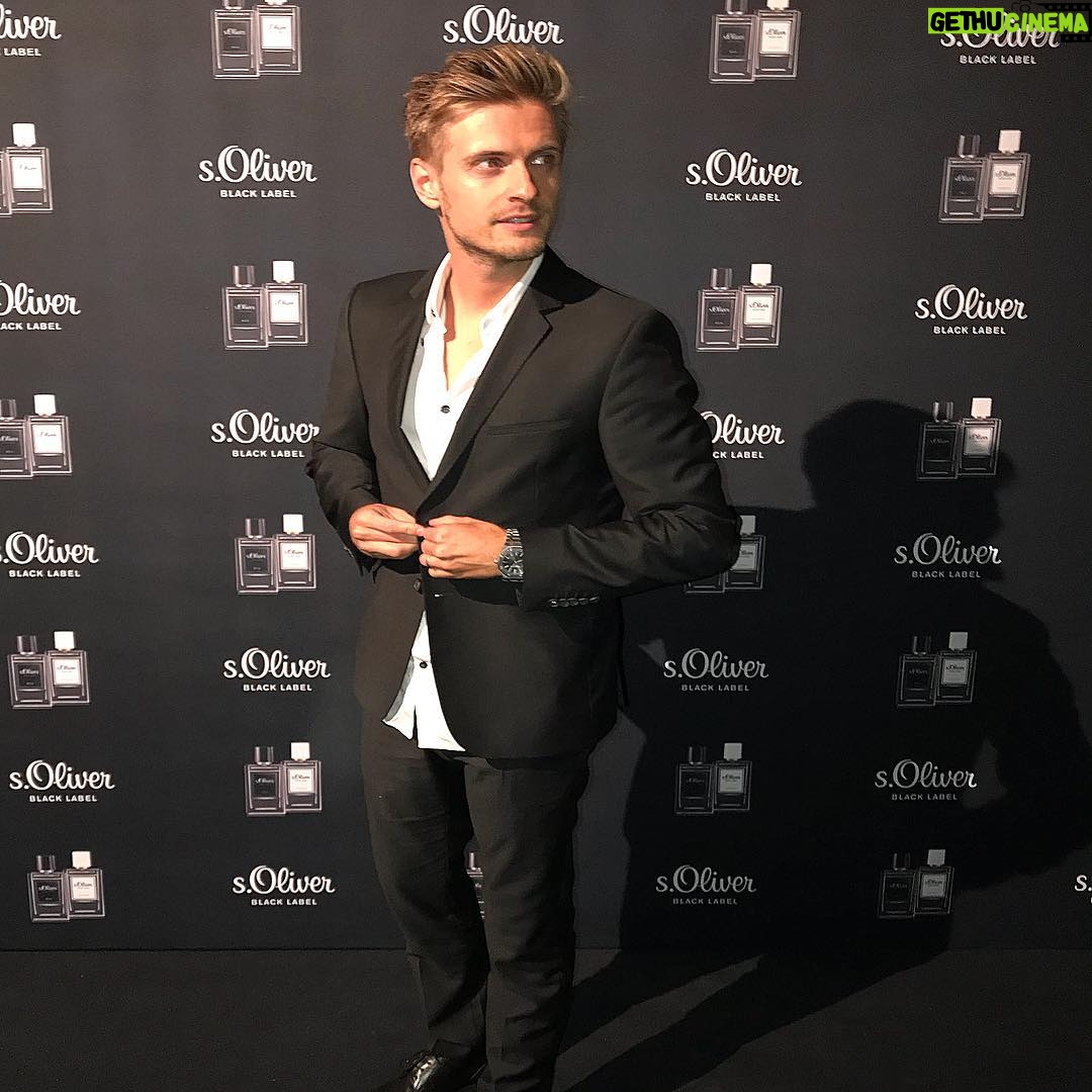 Jörn Schlönvoigt - 10.2K Likes - Anzeige: happy to meet my friends at the @soliverfashion #fragrances #blacklabel #launchparty #in #berlin #myshoes #soliver #crew #crewlove #watchmystory #blackandwhite