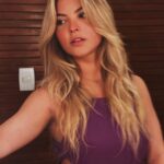 Júlia Gomes Instagram - Saturday night + purple dress 💜 Rio de Janeiro, Rio de Janeiro