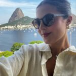 Júlia Gomes Instagram - Varias selfies na vista mais linda do mundo sim e com o Cristo no final 💚💚💚💚💚💚